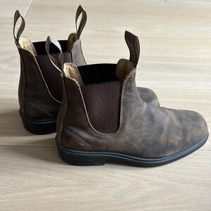 Blundstone Women’s Brown Leather Boots